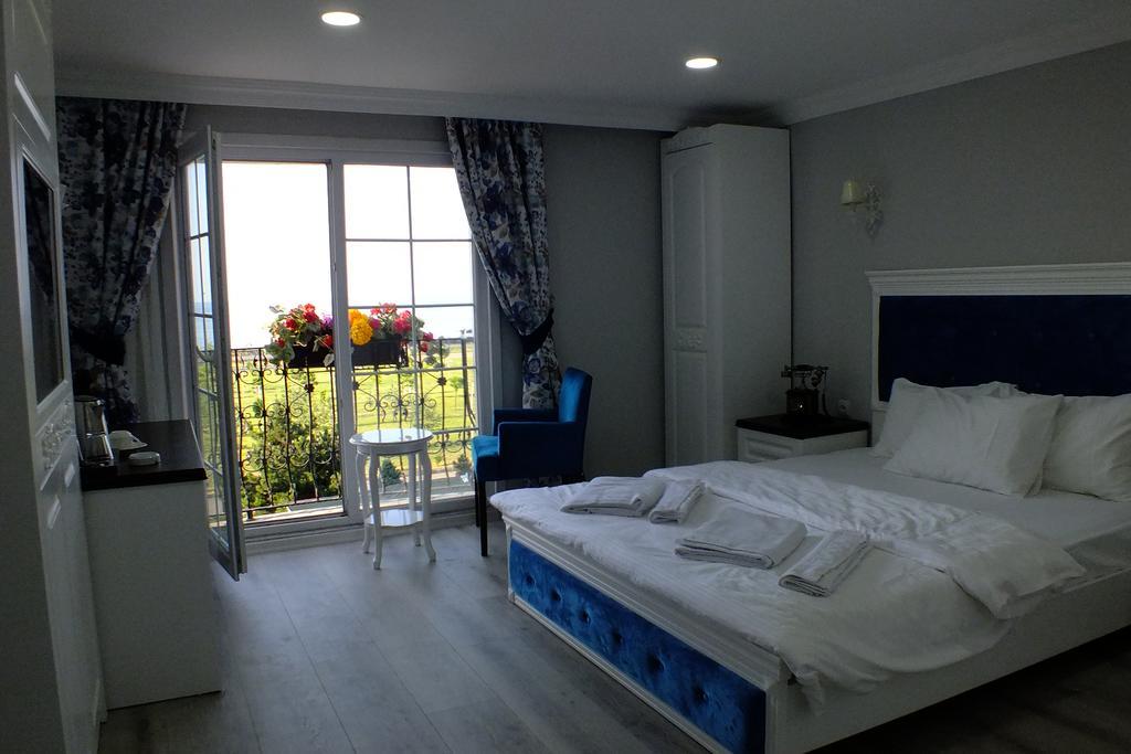 يومرا King Butique Hotel المظهر الخارجي الصورة